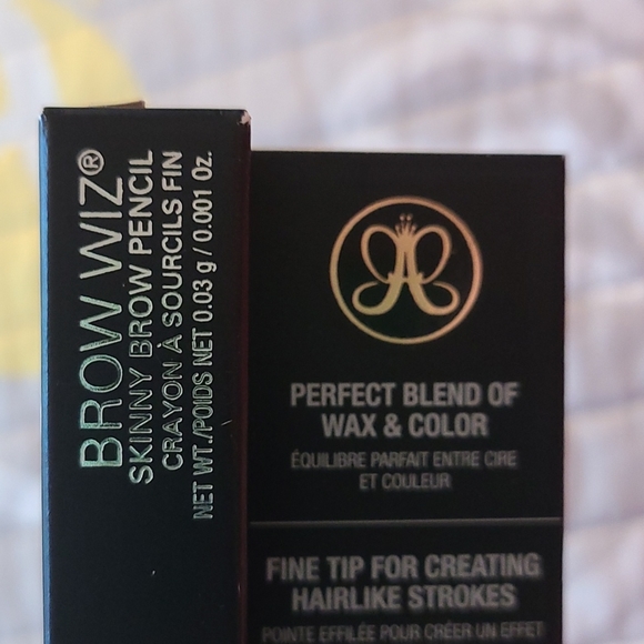 Brand new! Anastasia brow wiz pencil - Picture 2 of 4